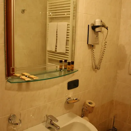 Otel Majestic 3*