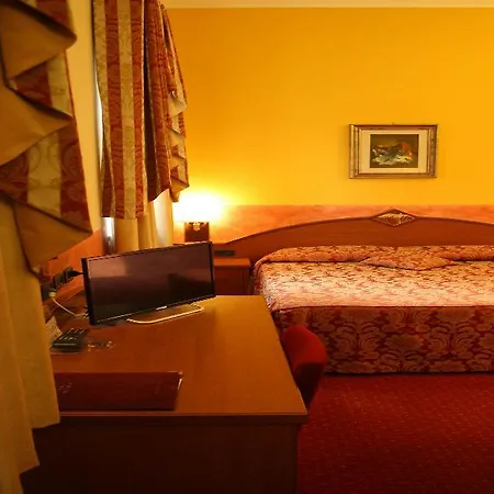Majestic Otel 3*