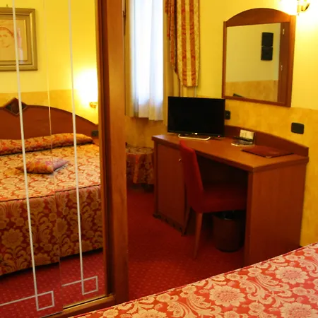 Hotel Majestic 3*