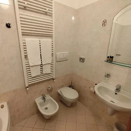 Hotel Majestic 3*