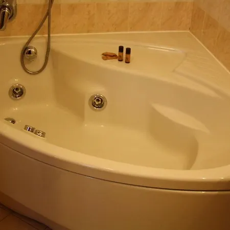 Hotel Majestic 3*