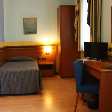 Majestic Hotel 3*